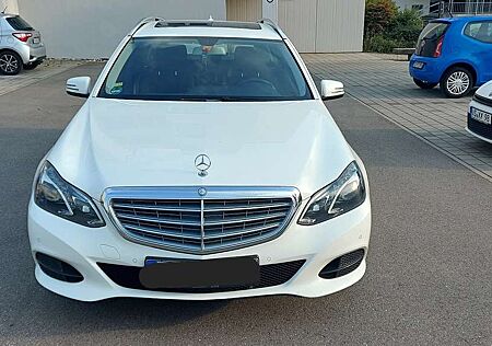 Mercedes-Benz E 220 T CDI DPF BlueEFFICIENCY
