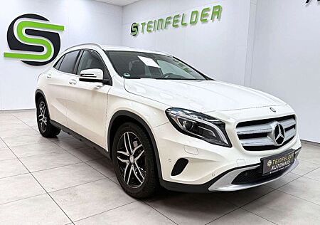 Mercedes-Benz GLA 250 / BI-XENON / RKAM / SHZ