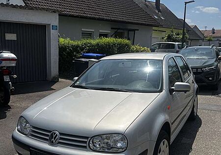 VW Golf Volkswagen 4