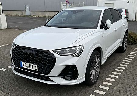 Audi Q3 35 TFSI S line