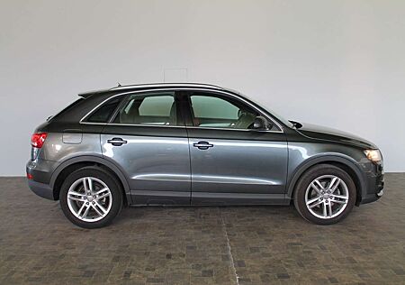 Audi Q3 1.4 TFSI S-Line, Navigation, AHK, Alufelgen