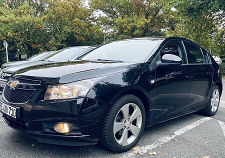 Chevrolet Cruze 1.8 LTZ