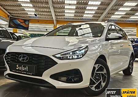 Hyundai i30 Kombi T-GDI Advantage Navi Kamera LED-Sch.