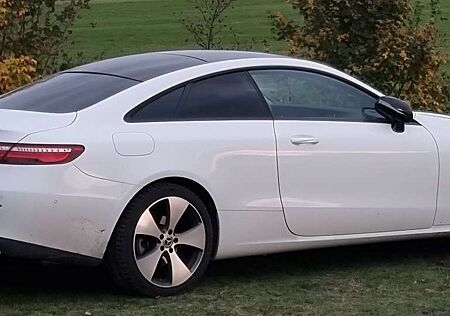 Mercedes-Benz E 200 Coupe 9G-TRONIC Avantgarde