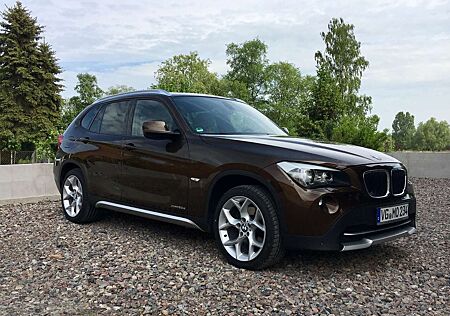 BMW X1 xDrive20d | Leder, Panorama, SR&WR