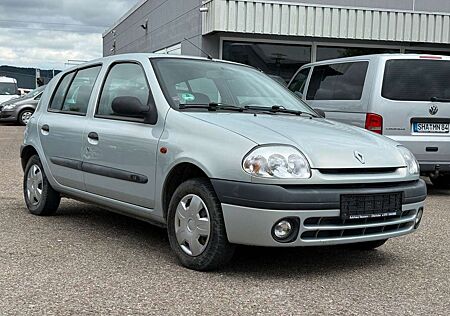 Renault Clio Basis 1.2
