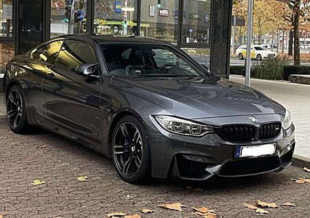 BMW M4 Coupe, Head-Up, Carbon
