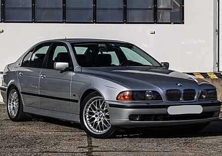 BMW 540i 540
