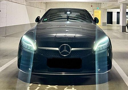 Mercedes-Benz C 200 4Matic 9G-TRONIC AMG Line
