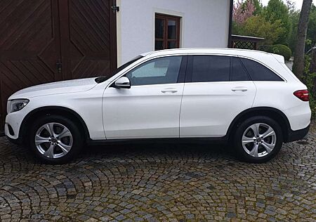 Mercedes-Benz GLC 250 d 4Matic 9G-TRONIC