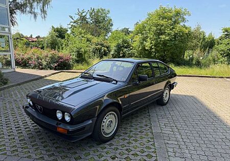 Alfa Romeo GTV GTV 6 2.5 , toller Sound, Oldtimer