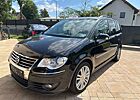 VW Touran Volkswagen 2.0 TDI Highline+Leder+Navi+7 Sitze+Xenon