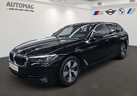 BMW 520 i Touring Parkassistenzsystem* Live Cockpit Profes