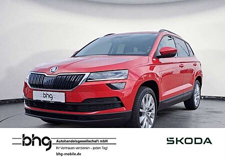 Skoda Karoq 1.5 TSI DSG Leder AHK Kamera LED Varioflex