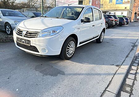 Dacia Sandero 1.2 16V Neu tüv