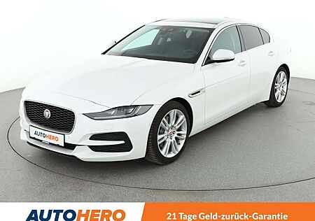 Jaguar XE 25t SE Aut*NAVI*LED*ACC*CAM*PDC*SHZ*