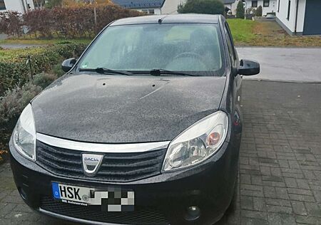 Dacia Sandero 1.2 16V Laureate