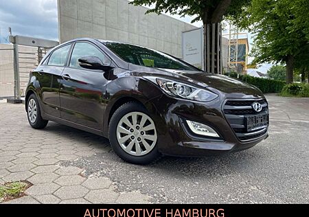 Hyundai i30 *Klima*NAVI*Kamera*PDC*1.Hand