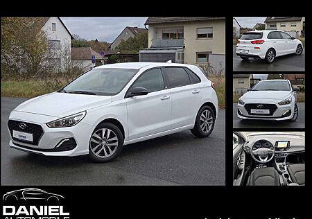 Hyundai i30 1.4 T-GDI YES! NAVI+KAM+KLIMAAUT.+SHZG+LRHZG