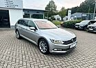 VW Passat Variant Volkswagen Passat Var. 2.0 TDI Highline DSG Kamera AID LED