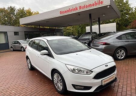 Ford Focus Tunier 1,5 *Navi*PDC*Tempomat*