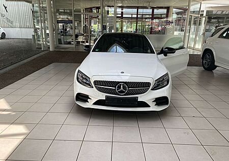 Mercedes-Benz C 300 Coupe 9G-TRONIC AMG Line