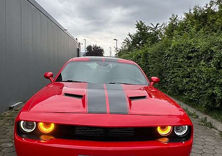 Dodge Challenger Automatik , Sxt