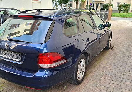 VW Golf Variant Volkswagen Golf VI Variant Diesel 1.6 TDI DPF MATCH