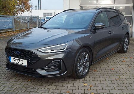 Ford Focus Turnier ST-Line Auto Matrix Navi Winterp