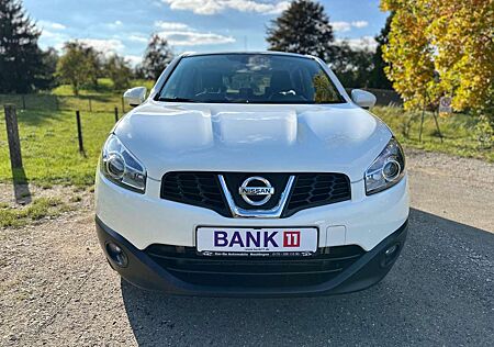 Nissan Qashqai Acenta 4X4*Aut.*AHK*Kam*Navi*Pano*Xen*8x