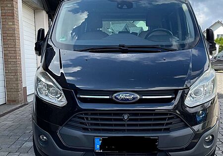 Ford Tourneo Custom 300 L2H1 VA Titanium