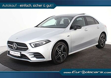 Mercedes-Benz A 250 e AMG *1.Hand*Pano.*Memory*Voll*