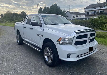 Dodge RAM 1500 5.7 HEMI LPG 4x4 Sport