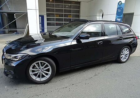 BMW 320D 320 Sportline Tour,xDrive SAG,Laser,AHK,Panorama,