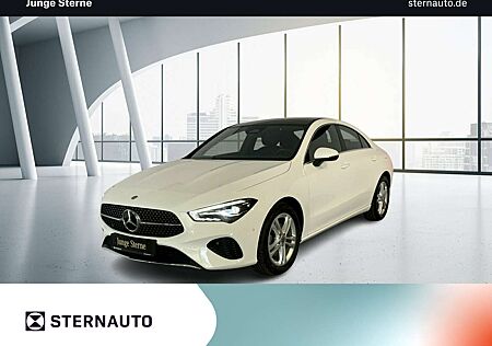 Mercedes-Benz CLA 180 Coupé Progr Pano WinterPak AppleCarPlay