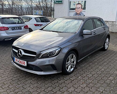 Mercedes-Benz A 200 A200 CDI Automatik Panorama LED AHK Navi Kamera
