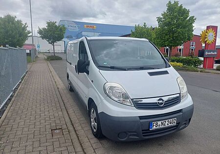 Opel Vivaro 2.5 CDTI L2H1 Business