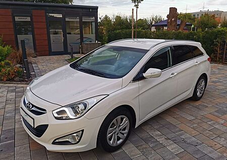 Hyundai i40 FIFA World Cup Edition *Klima*Bluetooth*