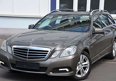 Mercedes-Benz E 220 CDI BlueEfficiency /LEDER/NAVI/PANORAMA