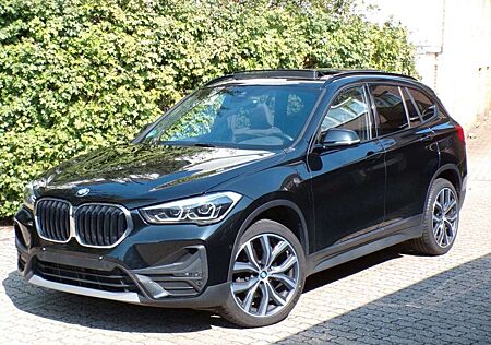 BMW X1 xDrive 18dA Advantage/Pano/Navi/LED/ACC/Kam.