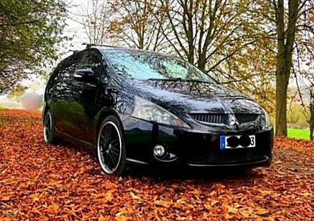 Mitsubishi Grandis 2.0 DI-D 7-Sitzer Intense