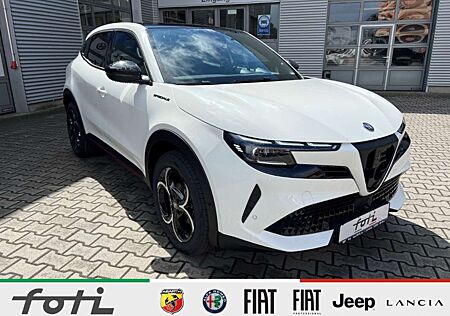 Alfa Romeo Junior Ibrida 1.2 136 PS Automatik Schiebedach