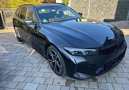 BMW 320 d M Sport Pro LivePR HUD H/K ACC A-LED Kam 18