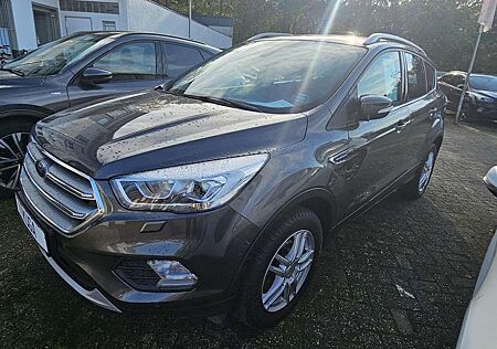 Ford Kuga 1.5 EcoBoost 2x4 Cool & Connect AHK Easy-Driver-P