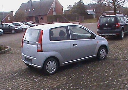 Daihatsu Cuore 3-Türer 1.0 Plus