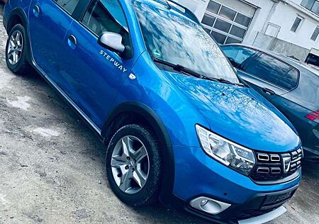 Dacia Logan MCV II Kombi Stepway