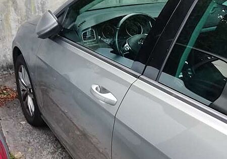 VW Golf Variant Volkswagen 1.6 TDI DSG Comfortline