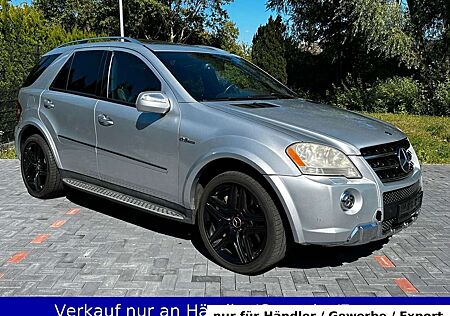 Mercedes-Benz ML 63 AMG W164 Fond Designo Harman-Kardon