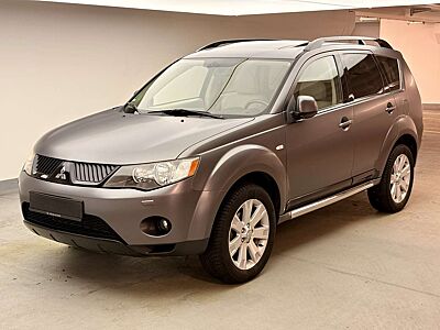 Mitsubishi Outlander 2.4 4WD CVT Instyle