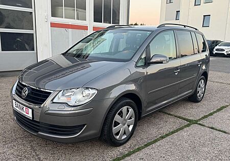 VW Touran Volkswagen United*2.Hand*AHK*PDC*Temp.*SHZ*Klima*HU/AU Neu